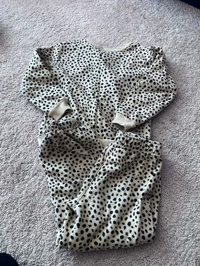 Garanimals Cream and Black Spotted Kids Pajama Set